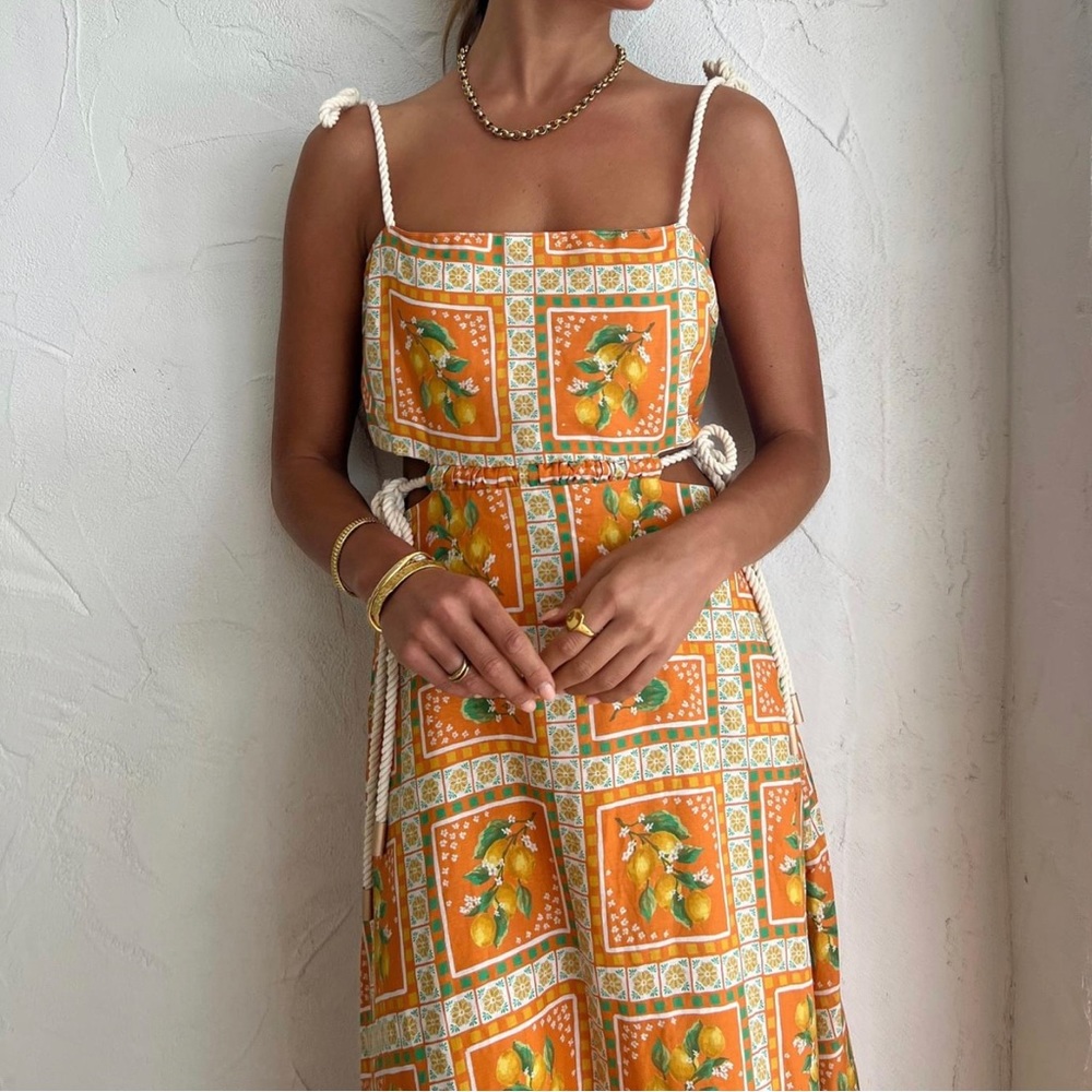 Elegant Orange Maxi Dress - Picture 3 of 9